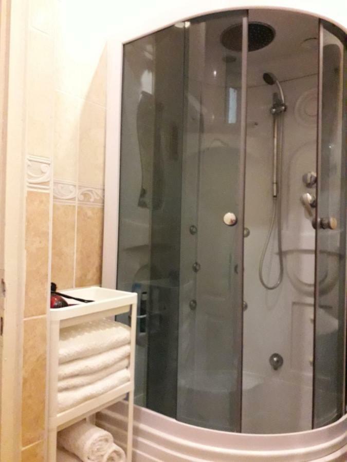Nicola'S Daire Novi Sad Dış mekan fotoğraf