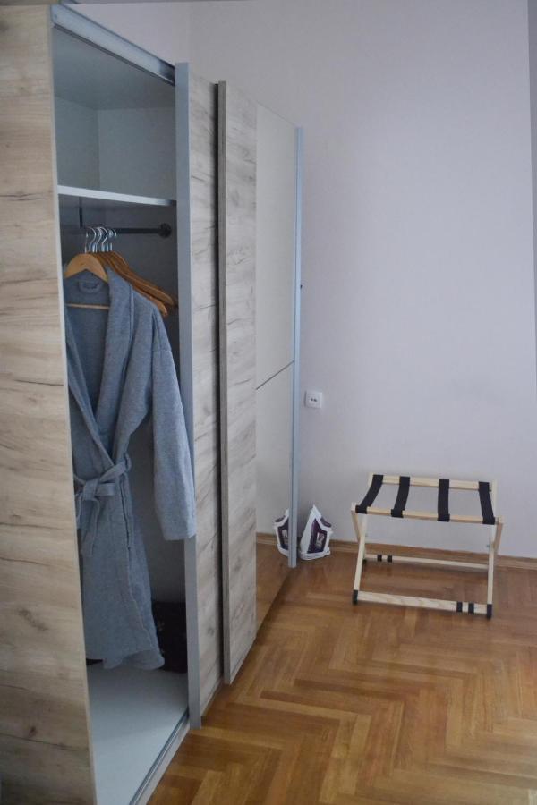 Nicola'S Daire Novi Sad Dış mekan fotoğraf